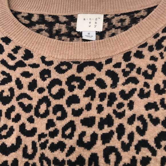 Leopard print sweater - Picture 3 of 4